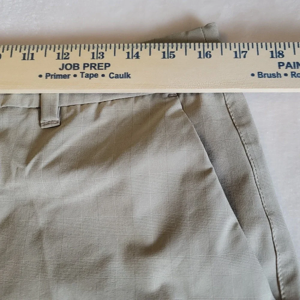 Hang Ten Hybrid Shorts Mens 32 Khaki‎ Tan Glen Plaid Stretch Quick Dry Casual